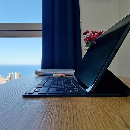 Highrise Apartment With Private Terrace & Sea Views - 34Th Floor Benidorm Bagian luar foto