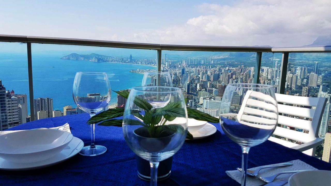 Highrise Apartment With Private Terrace & Sea Views - 34Th Floor Benidorm Bagian luar foto