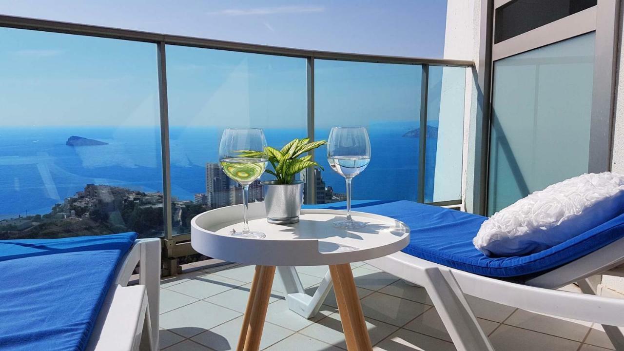 Highrise Apartment With Private Terrace & Sea Views - 34Th Floor Benidorm Bagian luar foto