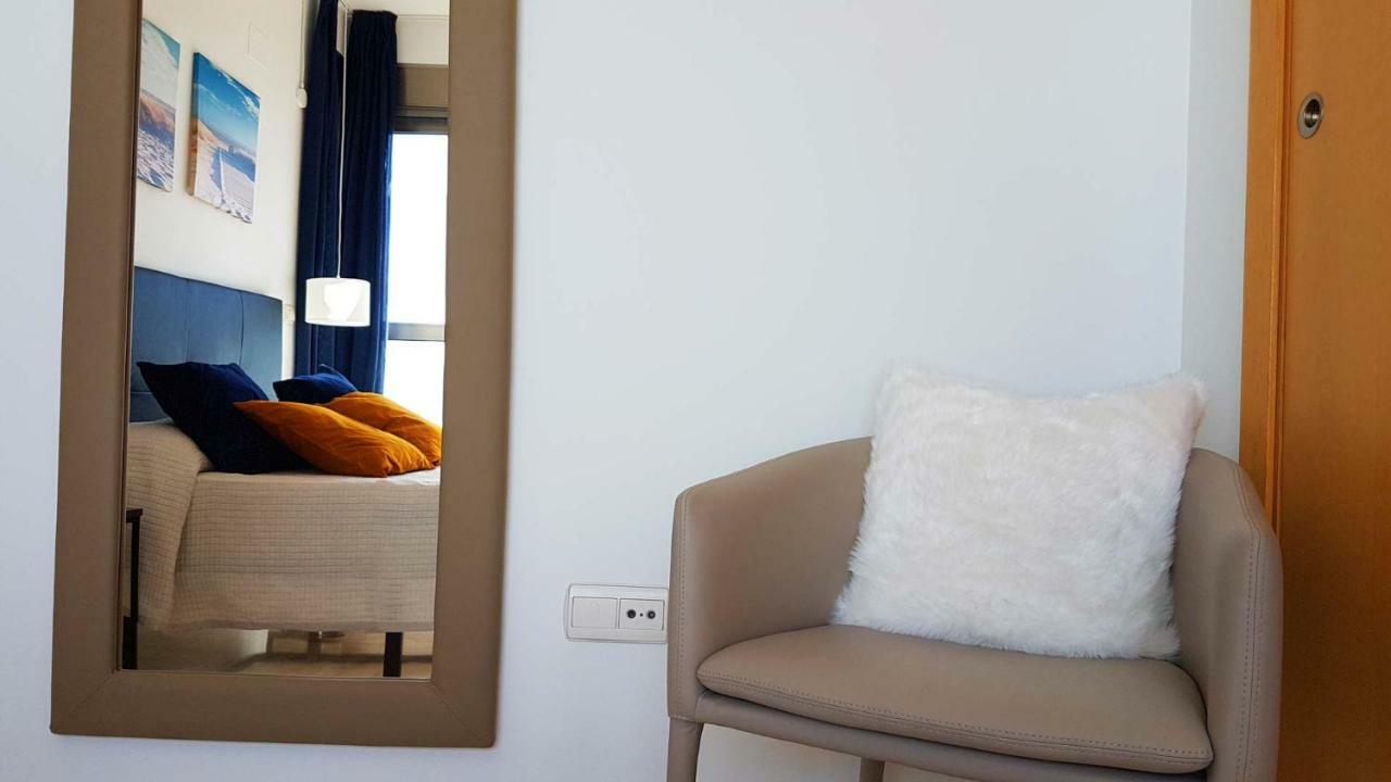 Highrise Apartment With Private Terrace & Sea Views - 34Th Floor Benidorm Bagian luar foto