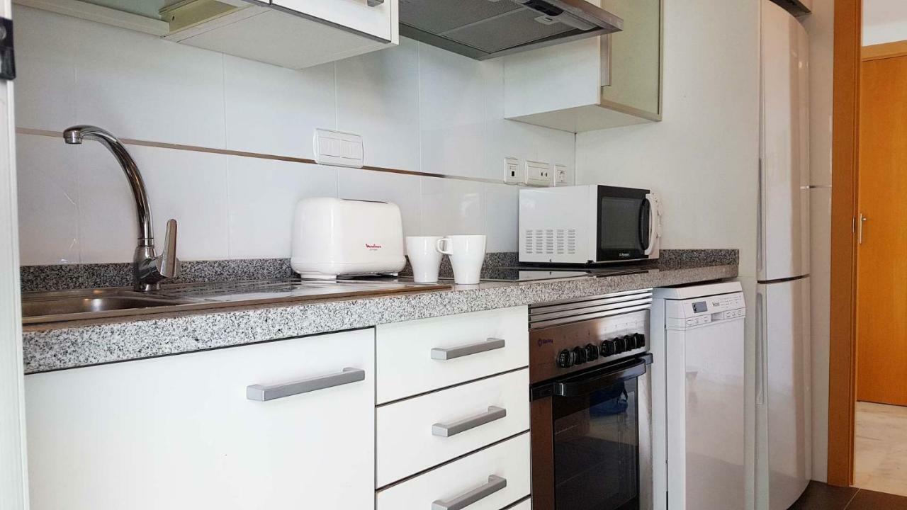 Highrise Apartment With Private Terrace & Sea Views - 34Th Floor Benidorm Bagian luar foto